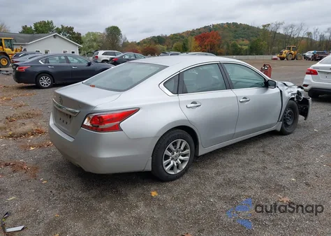 2015 Nissan Altima 2.5 S из США, поврежденный, VIN 1N4AL3AP2FN307339